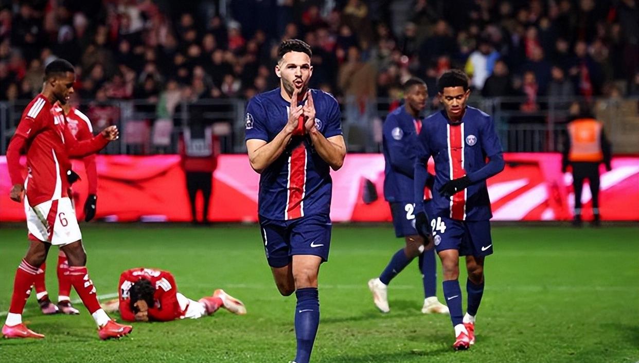 周末法甲焦点战!利雅得新月迎战金州勇士,小胜或上演(利雅得胜利主场) 周末法甲焦点战!利雅得新月迎战金州勇士,小胜或上演(利雅得胜利主场)