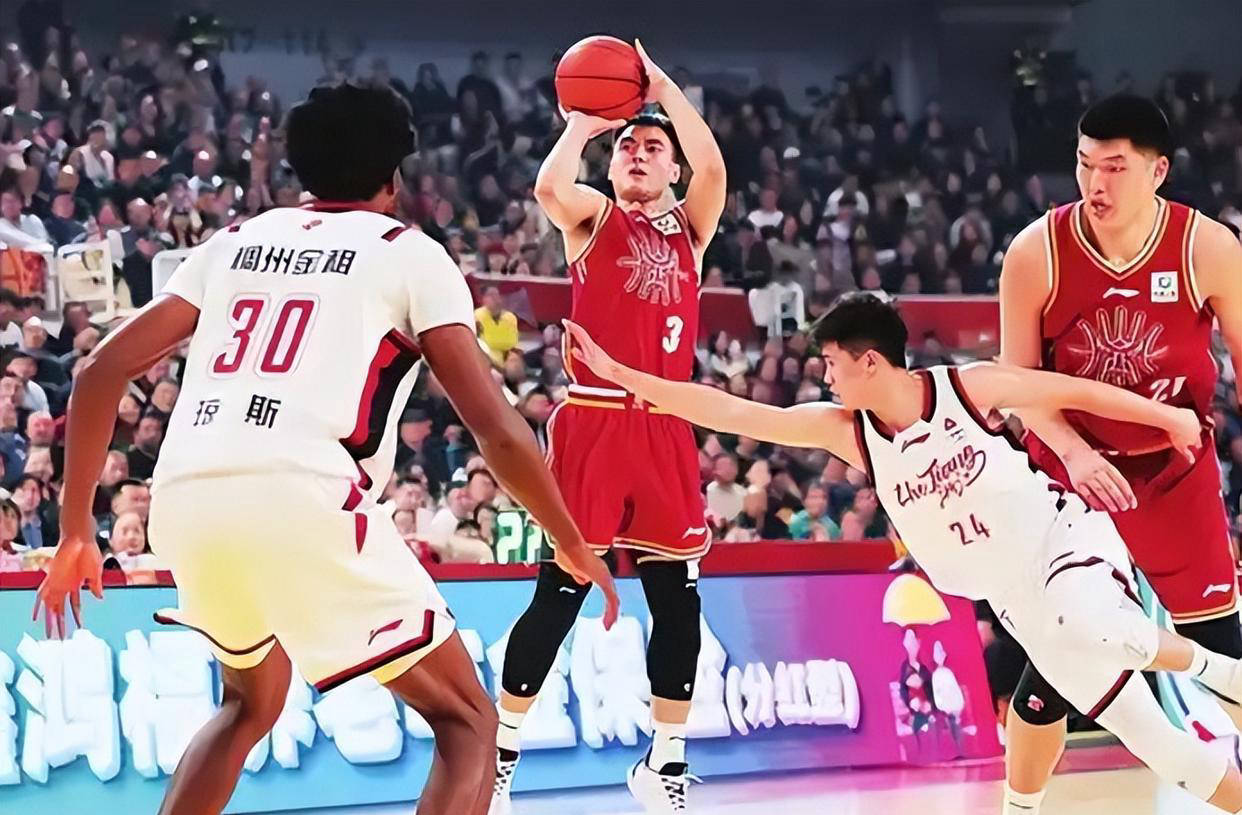 赛点之战CBA常规赛焦点战！纽约尼克斯迎战新疆男篮，大胜或上演(csgo卡托维兹比赛回放)